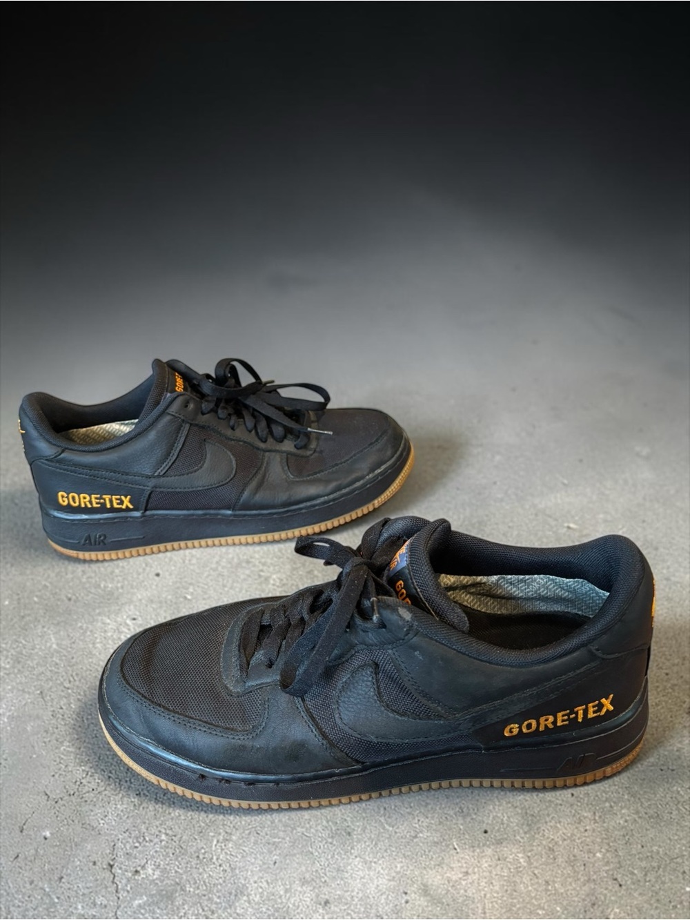 Nikes Air Force 1 Low Gore-Tex Shoes US Mens 10 Black Gum Sneakers CK2630-001